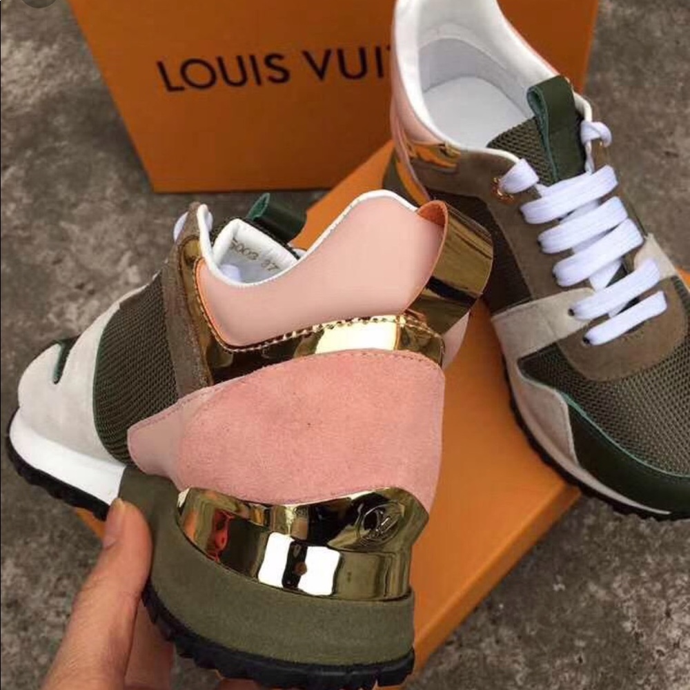louis vuitton runaway sneaker